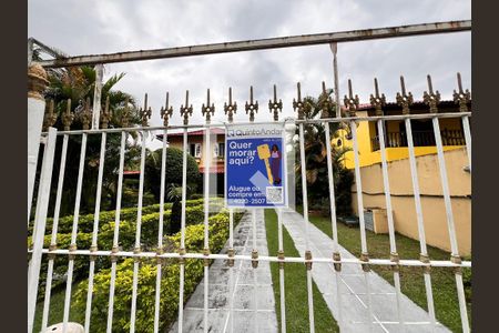 Casa de condomínio à venda com 700m², 4 quartos e 5 vagas Casa de condomínio à venda com 700m², 4 quartos e 5 vagasPlaquinha