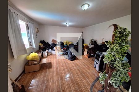 Casa de condomínio à venda com 700m², 4 quartos e 5 vagas Casa de condomínio à venda com 700m², 4 quartos e 5 vagasQuarto 4