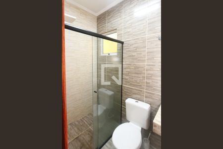 Casa à venda com 200m², 3 quartos e 2 vagas Casa à venda com 200m², 3 quartos e 2 vagasBanheiro