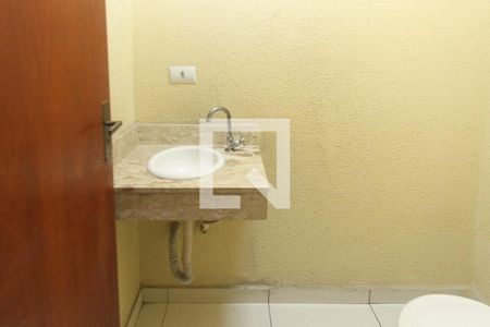 Casa à venda com 200m², 3 quartos e 2 vagas Casa à venda com 200m², 3 quartos e 2 vagasBanheiro 2