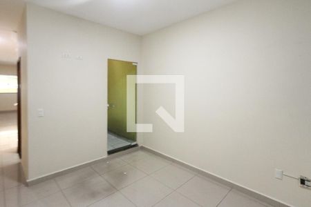 Casa à venda com 200m², 3 quartos e 2 vagas Casa à venda com 200m², 3 quartos e 2 vagasCozinha