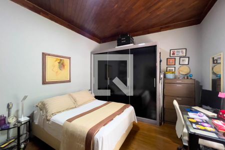 Casa à venda com 217m², 3 quartos e 1 vagaQuarto 2