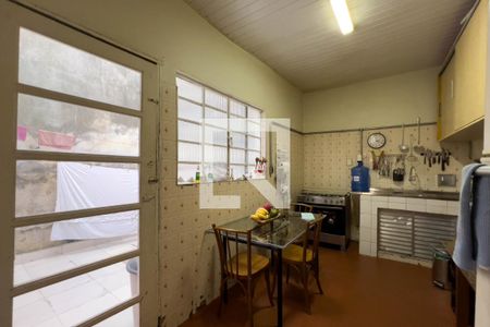 Casa à venda com 217m², 3 quartos e 1 vagaCozinha