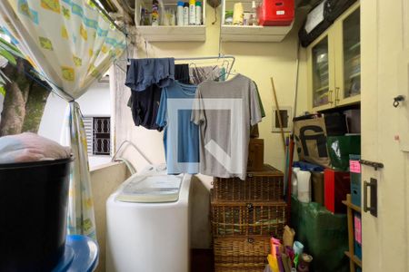 Casa à venda com 217m², 3 quartos e 1 vagaÁrea de Serviço