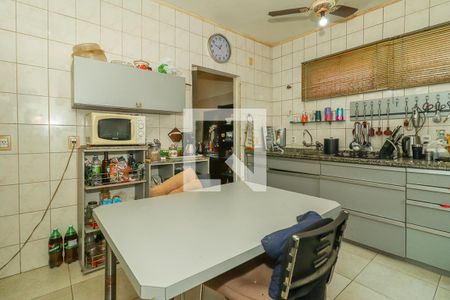 Casa à venda com 337m², 3 quartos e 4 vagas Casa à venda com 337m², 3 quartos e 4 vagasCozinha
