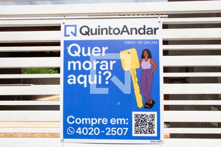 Casa à venda com 180m², 3 quartos e 4 vagas Casa à venda com 180m², 3 quartos e 4 vagasFACHADA