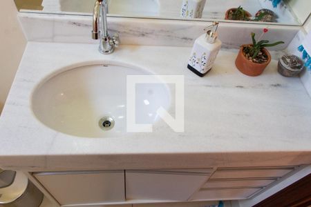 Casa à venda com 180m², 3 quartos e 4 vagas Casa à venda com 180m², 3 quartos e 4 vagasLAVABO