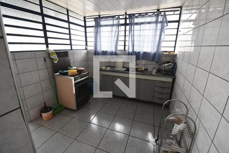 Casa à venda com 216m², 2 quartos e 2 vagasCozinha