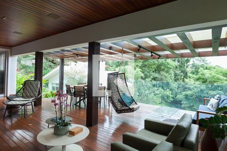 Casa de condomínio à venda com 480m², 3 quartos e 5 vagasÁrea Gourmet