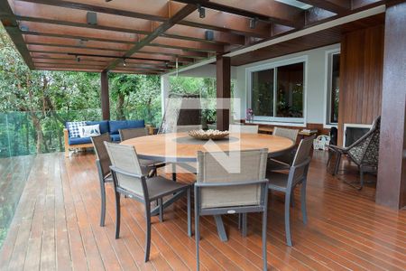 Casa de condomínio à venda com 480m², 3 quartos e 5 vagasÁrea Gourmet