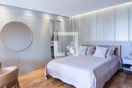 Casa de condomínio à venda com 480m², 3 quartos e 5 vagasSuíte 1