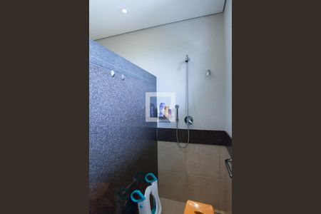 Casa de condomínio à venda com 480m², 3 quartos e 5 vagasBanheiro da Suíte 2