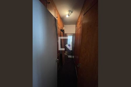 Apartamento à venda com 265m², 3 quartos e 2 vagasCorredor