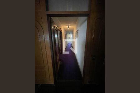 Apartamento à venda com 265m², 3 quartos e 2 vagasCorredor