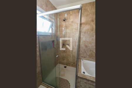 Casa à venda com 136m², 3 quartos e 2 vagas Casa à venda com 136m², 3 quartos e 2 vagasBanheiro da Suíte 1