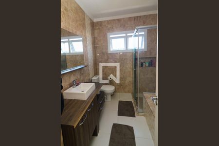 Casa à venda com 136m², 3 quartos e 2 vagas Casa à venda com 136m², 3 quartos e 2 vagasBanheiro da Suíte 1