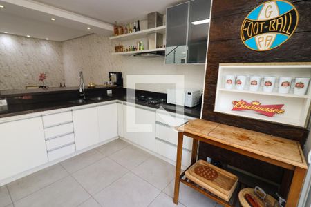 Casa à venda com 136m², 3 quartos e 2 vagas Casa à venda com 136m², 3 quartos e 2 vagasCozinha