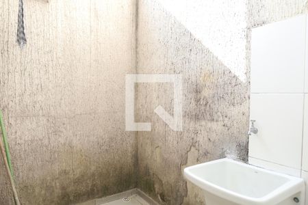 Casa para alugar com 60m², 2 quartos e 1 vagaÁrea de Serviço