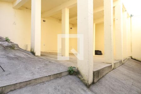 Casa para alugar com 60m², 2 quartos e 1 vagaÁrea comum