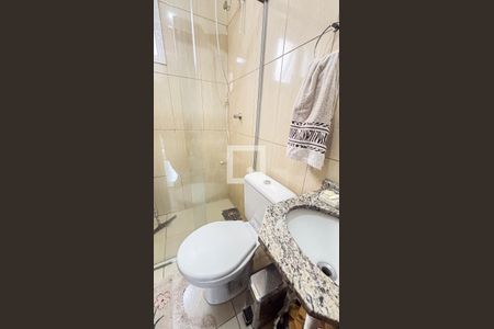 Apartamento à venda com 100m², 2 quartos e 2 vagas Apartamento à venda com 100m², 2 quartos e 2 vagasBanheiro da Suíte