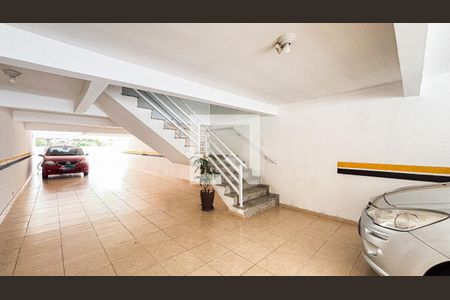 Apartamento à venda com 100m², 2 quartos e 2 vagas Apartamento à venda com 100m², 2 quartos e 2 vagasGaragem