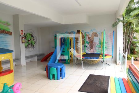 Apartamento para alugar com 77m², 3 quartos e 1 vagaÁrea comum