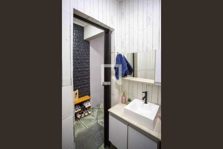 Casa à venda com 230m², 5 quartos e 1 vagaBanheiro 3