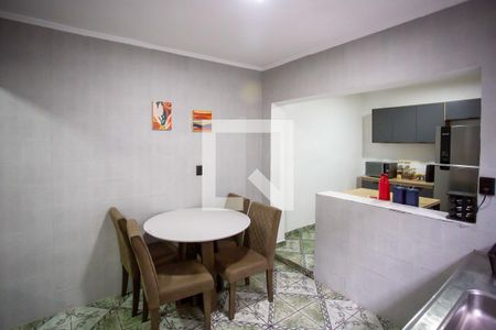 Casa à venda com 230m², 5 quartos e 1 vagaCozinha 2