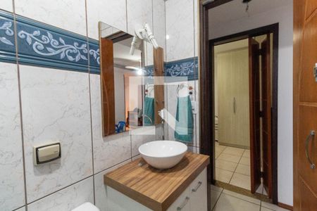 Apartamento à venda com 56m², 2 quartos e 1 vaga Apartamento à venda com 56m², 2 quartos e 1 vagaBanheiro