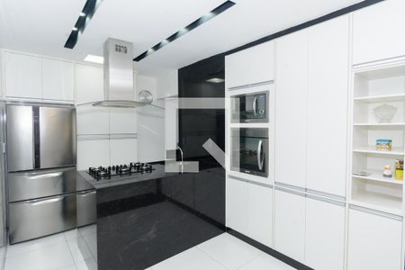 Apartamento à venda com 190m², 3 quartos e 2 vagasCozinha