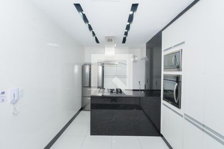 Apartamento à venda com 190m², 3 quartos e 2 vagasCozinha