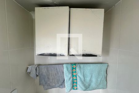 Banheiro de kitnet/studio para alugar com 1 quarto, 30m² em Laranjeiras, Rio de Janeiro