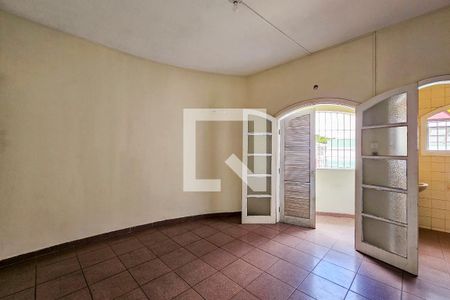 Quarto de casa para alugar com 1 quarto, 70m² em Centro, Jacareí