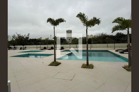 Apartamento à venda com 267m², 4 quartos e 4 vagasPiscina