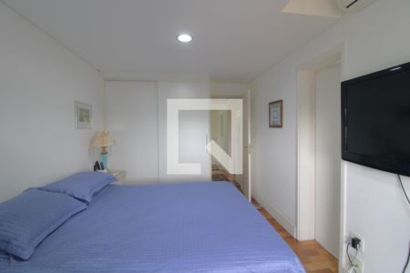 Apartamento à venda com 267m², 4 quartos e 4 vagasSuíte 2