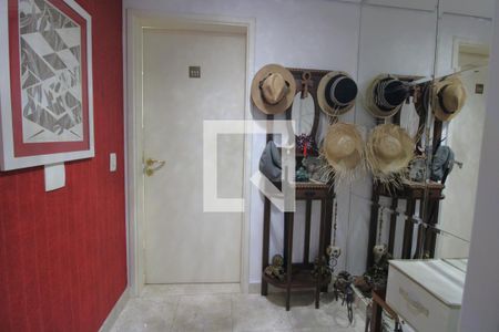 Apartamento à venda com 267m², 4 quartos e 4 vagasHall de entrada do apartamento