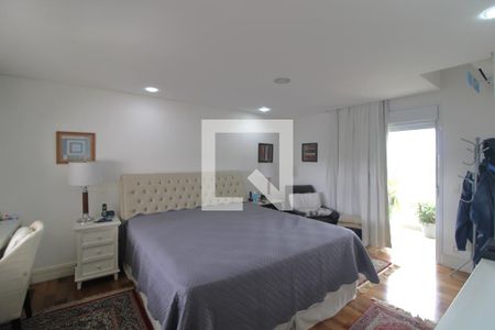 Apartamento à venda com 267m², 4 quartos e 4 vagasSuíte 1