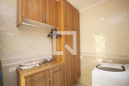 Casa à venda com 250m², 3 quartos e 4 vagasÁrea de Serviço