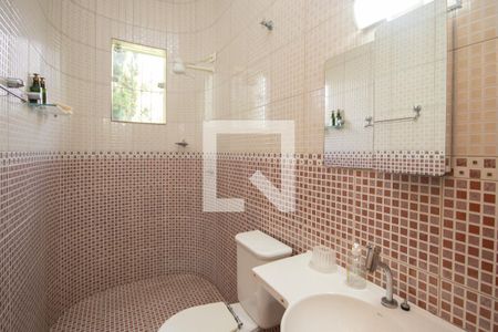 Casa à venda com 250m², 3 quartos e 4 vagasBanheiro 5