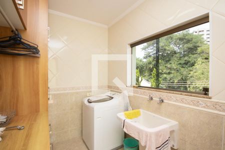 Casa à venda com 250m², 3 quartos e 4 vagasÁrea de Serviço