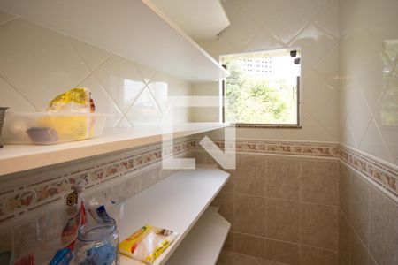 Casa à venda com 250m², 3 quartos e 4 vagasDespensa