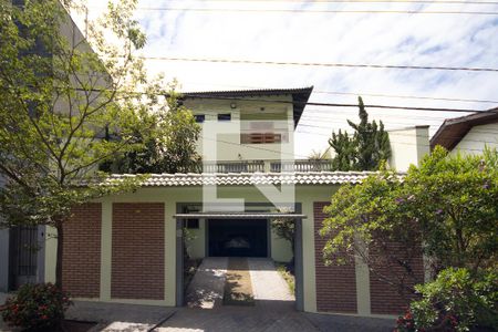 Casa à venda com 250m², 3 quartos e 4 vagasFachada 1