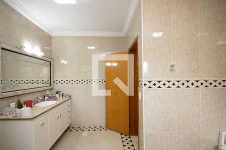 Casa à venda com 250m², 3 quartos e 4 vagasBanheiro Suite