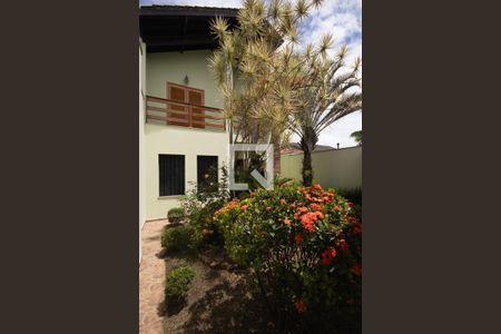 Casa à venda com 250m², 3 quartos e 4 vagasQuintal