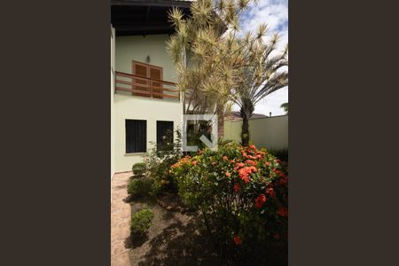 Casa à venda com 250m², 3 quartos e 4 vagasQuintal