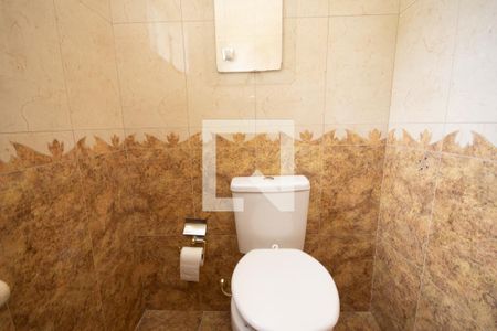 Casa à venda com 250m², 3 quartos e 4 vagasLavabo