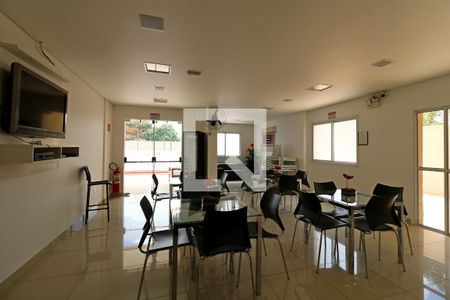 Apartamento para alugar com 72m², 2 quartos e 2 vagasÁrea Comum - Salão de Festa
