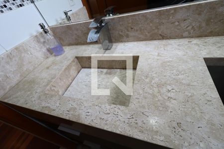 Apartamento para alugar com 72m², 2 quartos e 2 vagasBanheiro Social - Pia