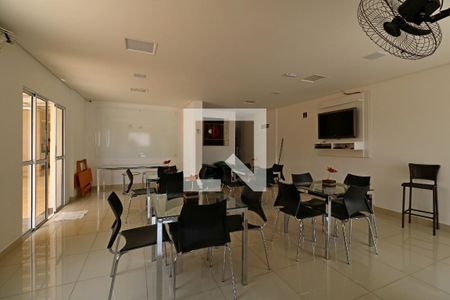 Apartamento para alugar com 72m², 2 quartos e 2 vagasÁrea Comum - Salão de Festa