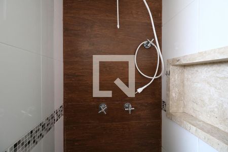 Apartamento para alugar com 72m², 2 quartos e 2 vagasBanheiro Social - Box